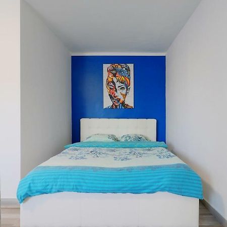 Luxury Olimpia Studio In Bucharest, With Netflix App Exterior foto